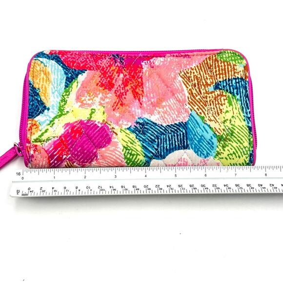 Vera Bradley SUPER-BLOOM RFID Abstract Floral zip around fabric Wallet - Picture 5 of 8